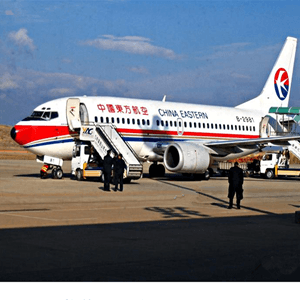 白山长白山空运航空快运业稳步发展的原因是什么？